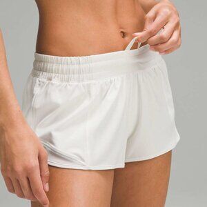 Lulu Hotty Hot Low-Rise Lined Shorts 2.5"